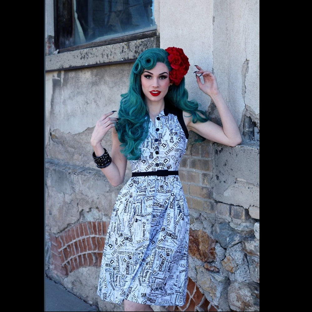 Retrolicious Read All About It Newspaper Dress L
